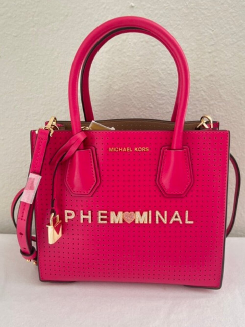 Michael Kors Mercer Perforated Medium Messenger Phemominal MOM Ultra Pink